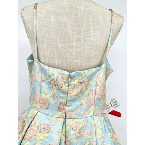 Mac‎ Duggal Floral Jacquard Ballgown 26117I Size 14 with POCKETS - Picture 7 of 16